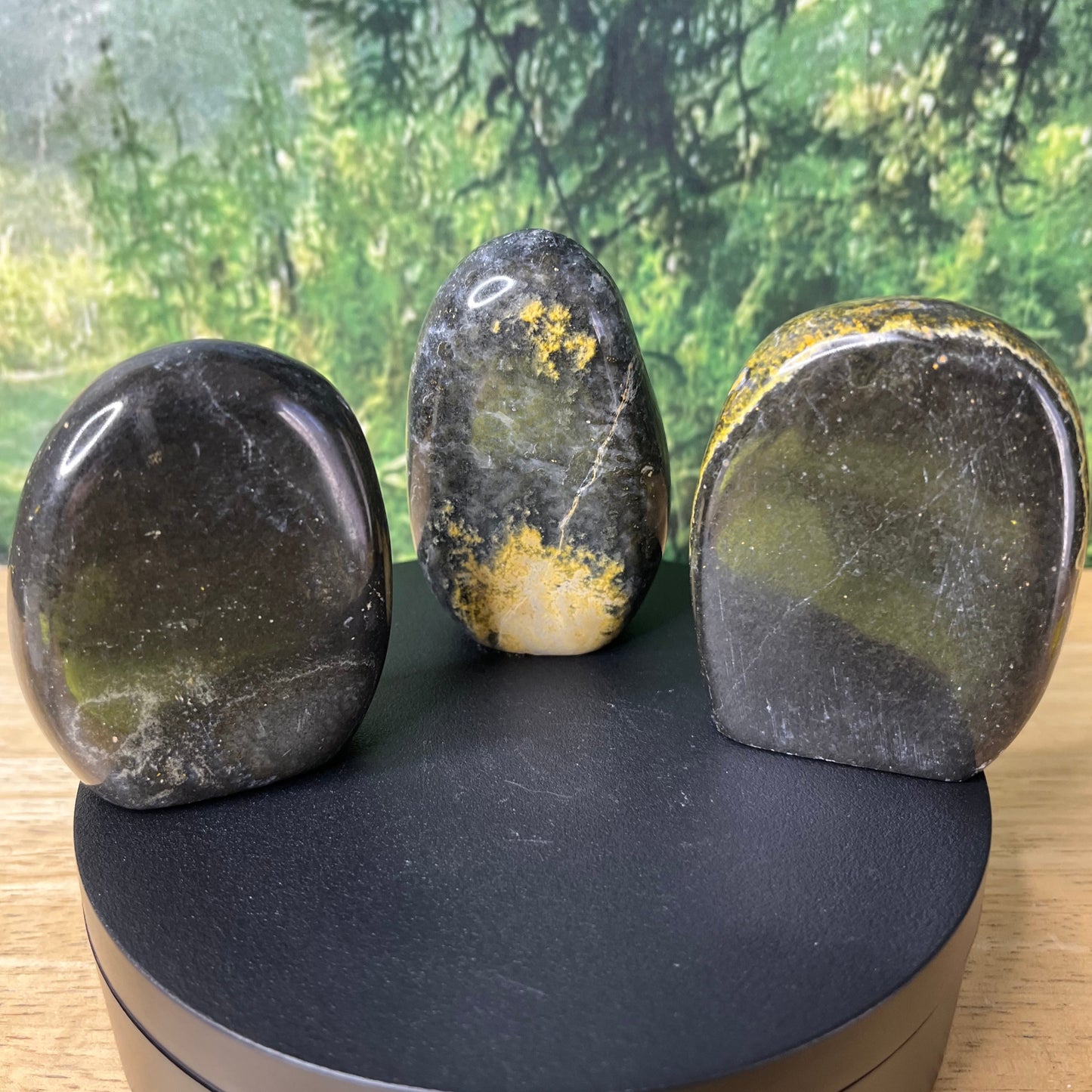 Freestanding Bumblebee Jasper