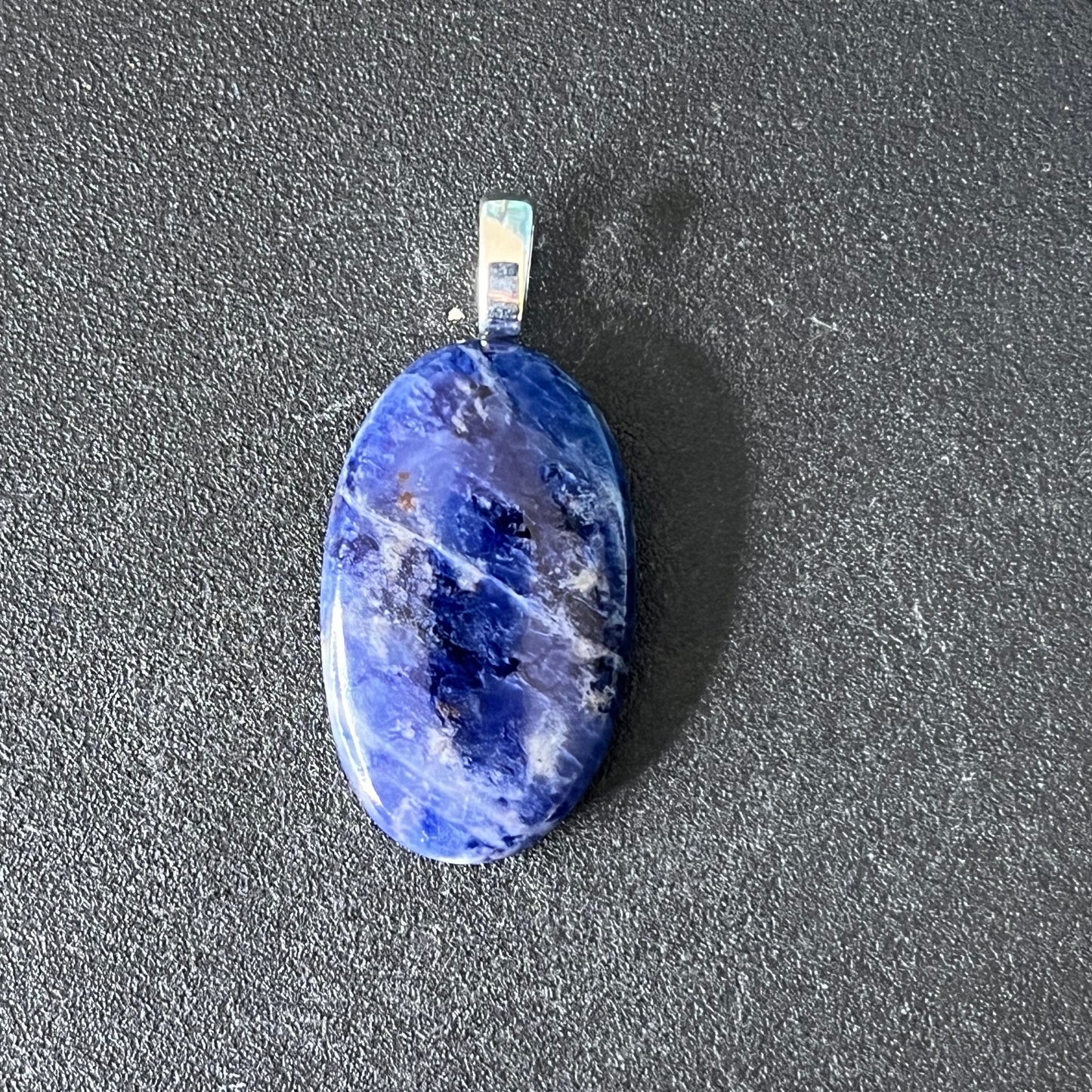 Sodalite pendant - E