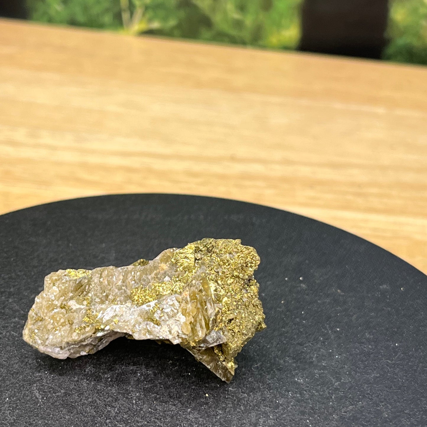 Siderite and Chalcopyrite - F