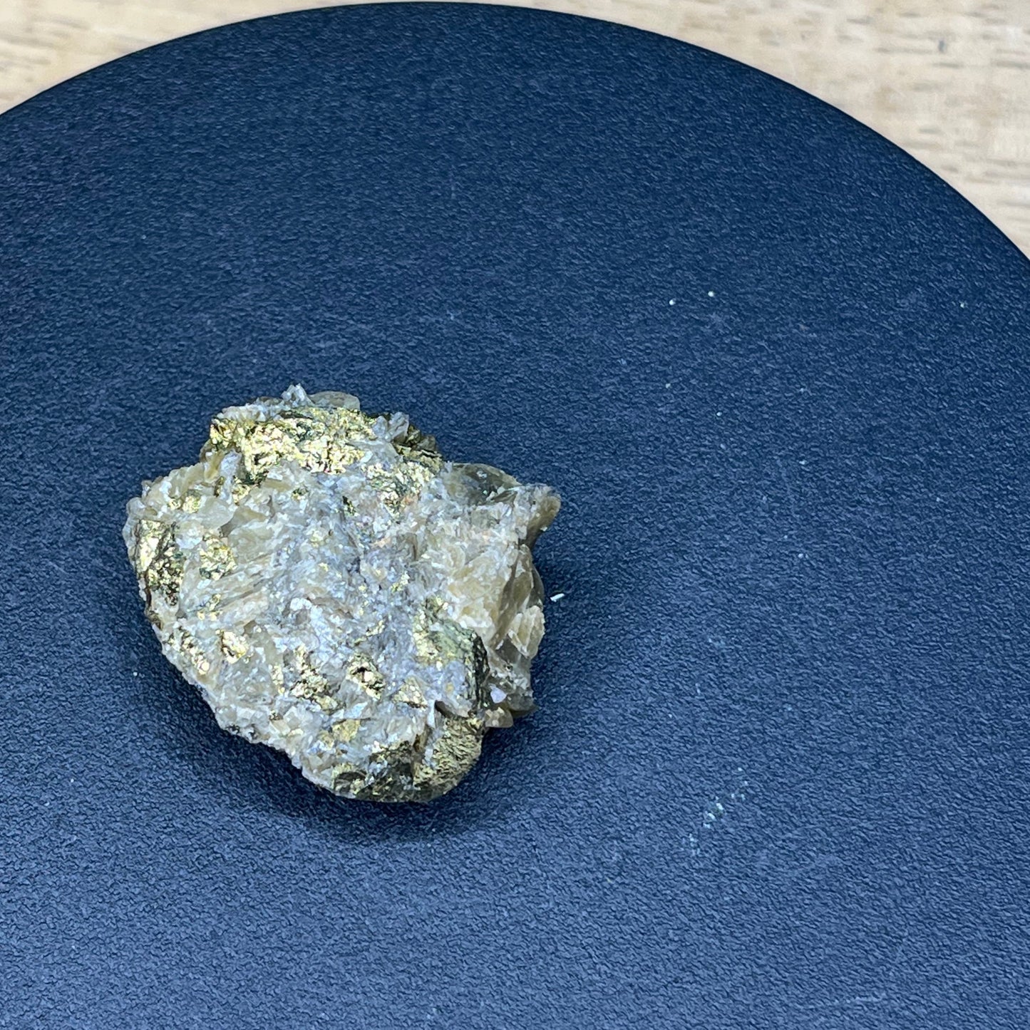 Siderite and Chalcopyrite - G