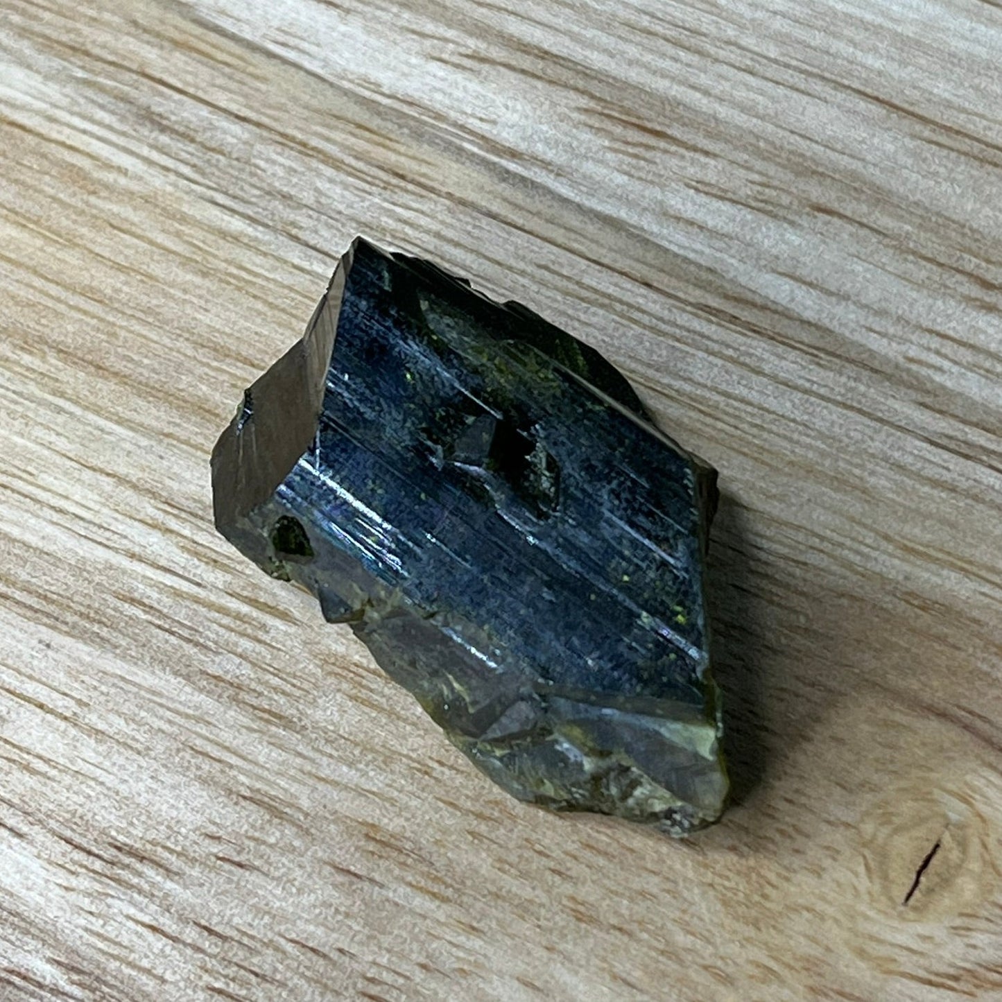 Epidote - B