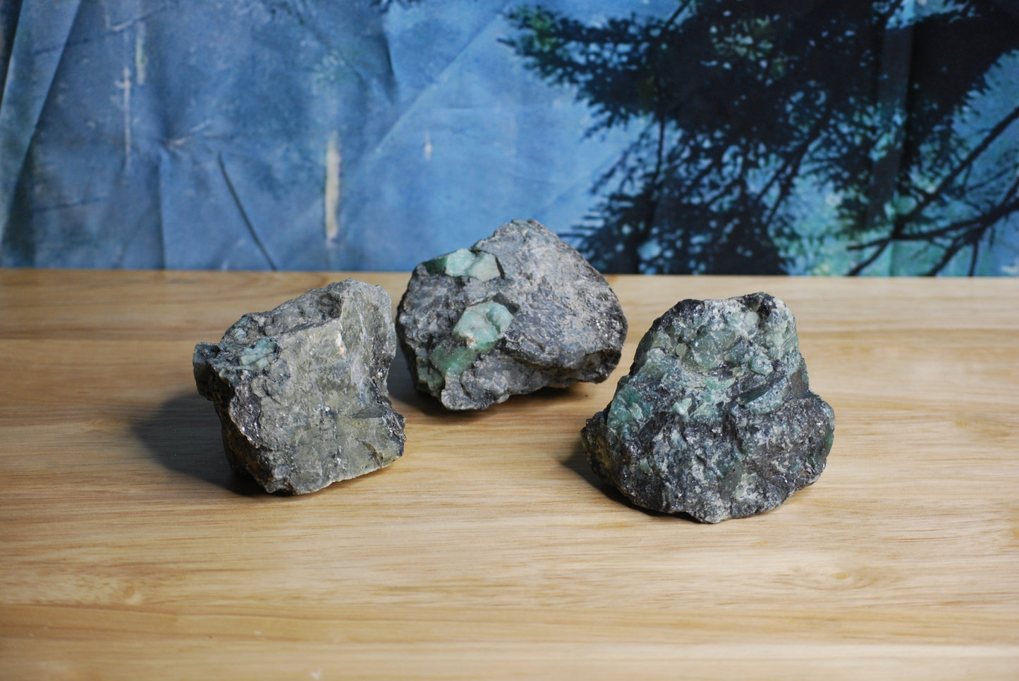 Emerald - Rough - large