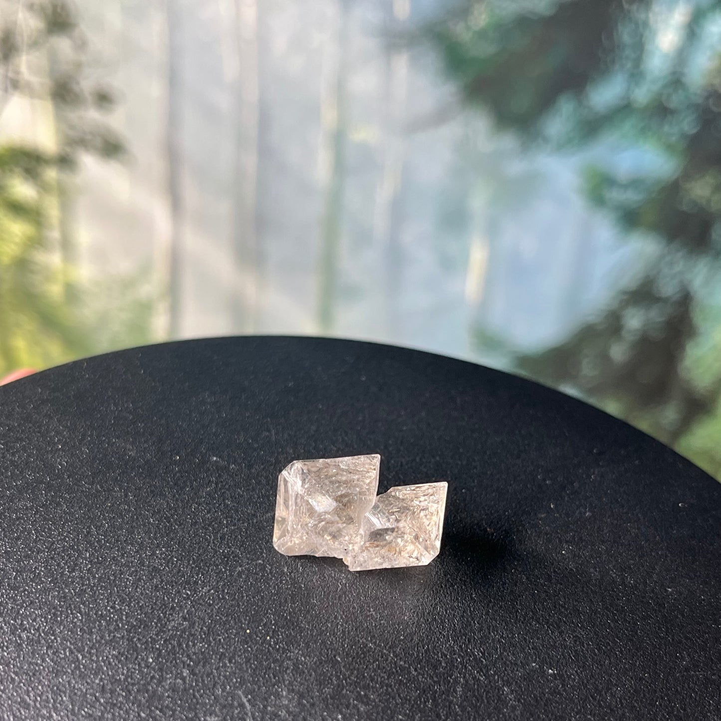 Herkimer Diamond -Twin formation