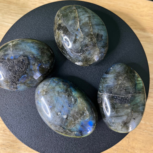 Labradorite -Palmstone