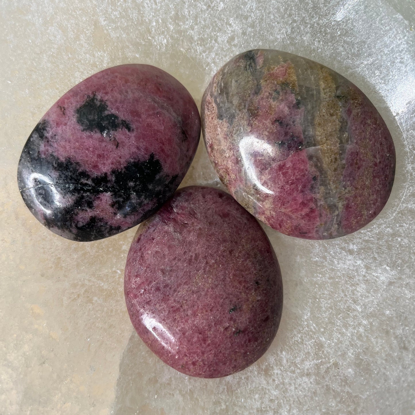 Rhodonite palm stone - B