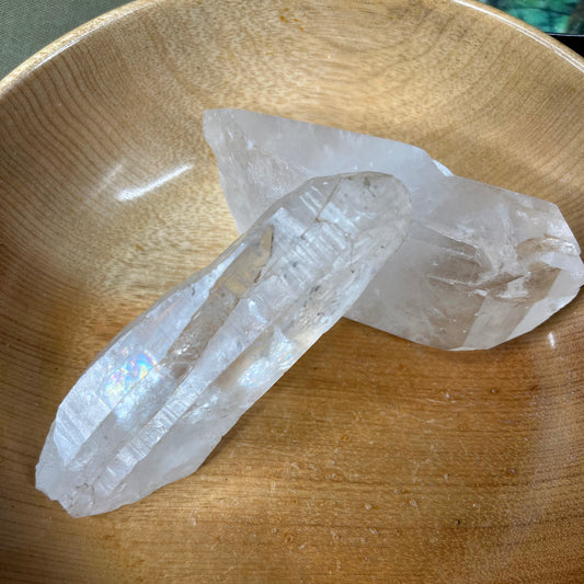 Clear Quartz - Points Low-Grade Large